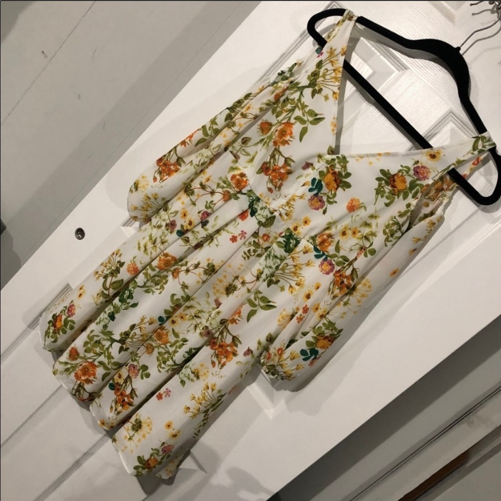 The perfect fall dress!